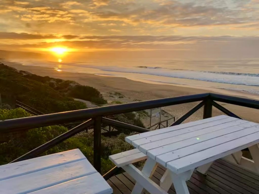 3 Bedroom Property for Sale in Keurboomstrand Western Cape